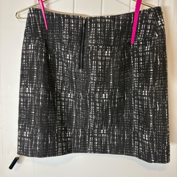 J. Crew 100% cotton skirt - Picture 2 of 3
